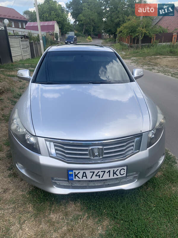 Седан Honda Accord 2008 в 