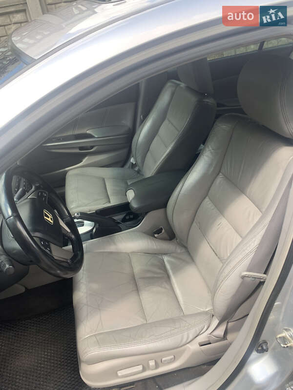 Седан Honda Accord 2008 в Звенигородке