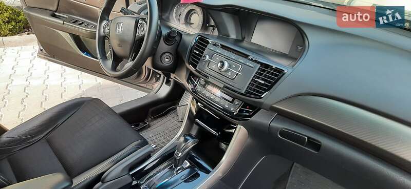 Седан Honda Accord 2016 в Тернополе фото 12 Седан Honda Accord 2016 в Тернополе