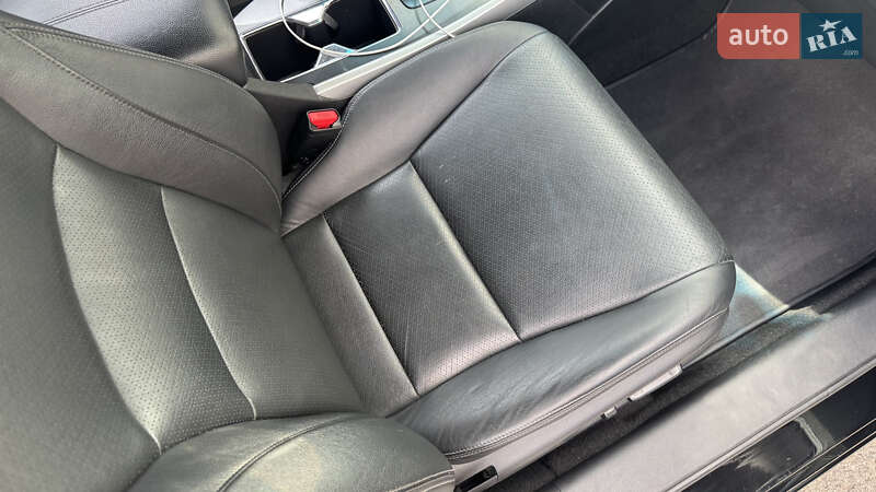 Седан Honda Accord 2013 в Киеве фото 17 Седан Honda Accord 2013 в Киеве