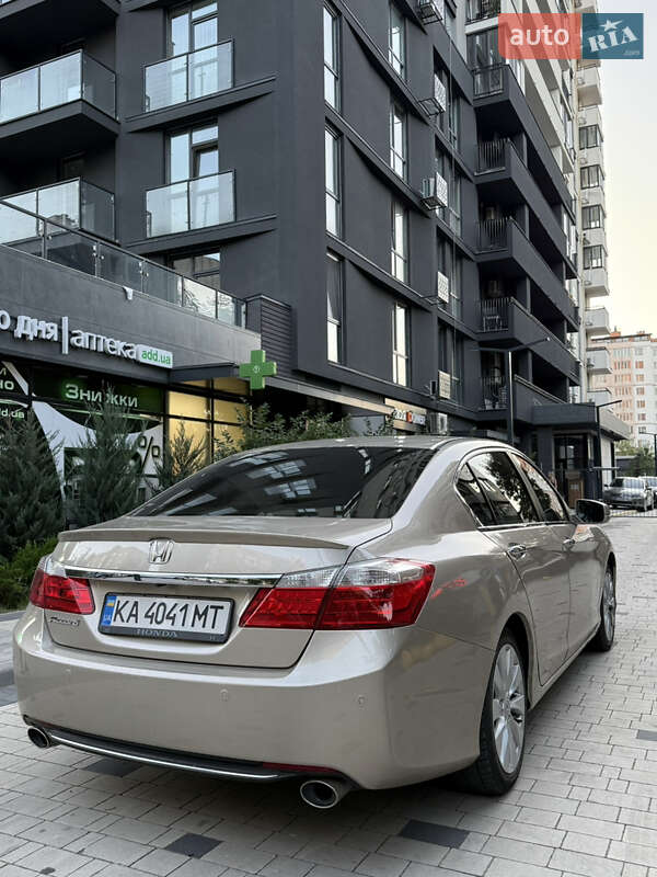 Седан Honda Accord 2013 в Вінниці