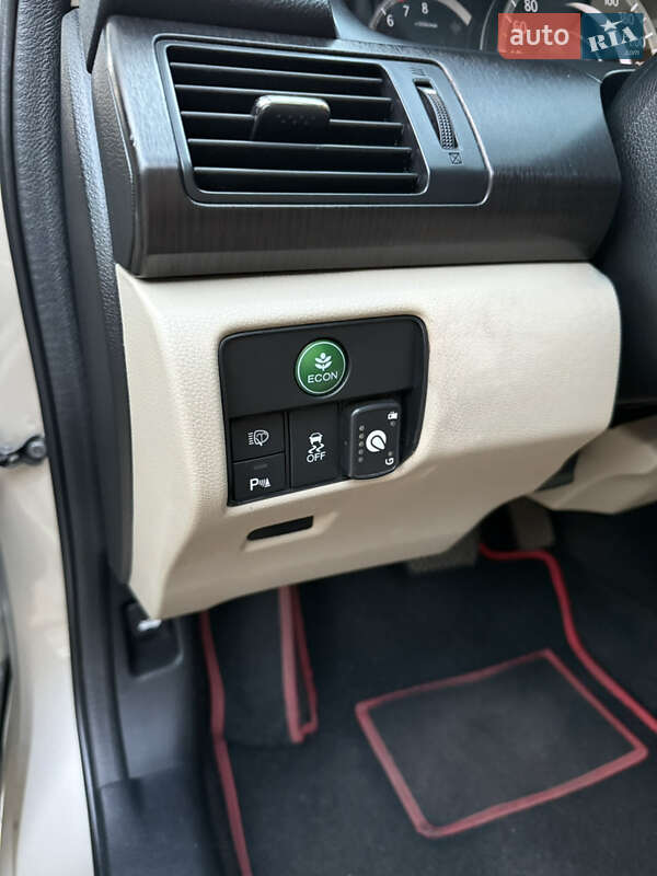 Седан Honda Accord 2013 в Вінниці