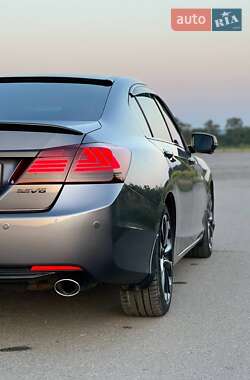 Седан Honda Accord 2013 в Баре