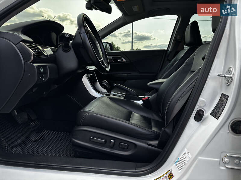 Седан Honda Accord 2017 в Києві