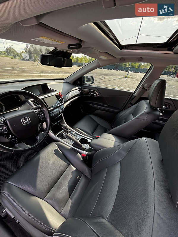 Седан Honda Accord 2017 в Києві
