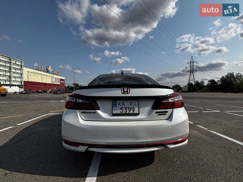 Седан Honda Accord 2017 в Києві