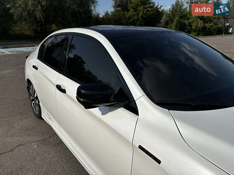 Седан Honda Accord 2017 в Києві