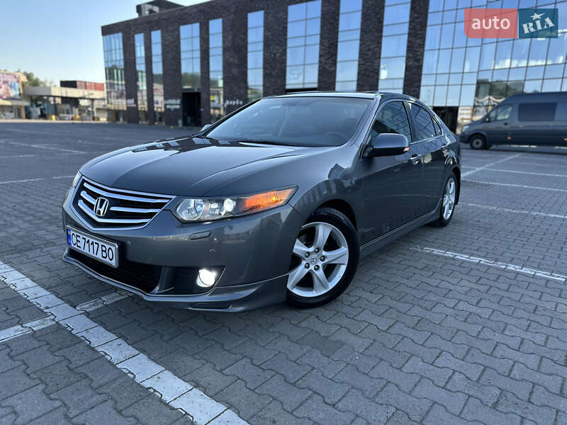 Седан Honda Accord 2008 в Чернівцях