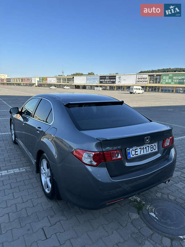 Седан Honda Accord 2008 в Чернівцях
