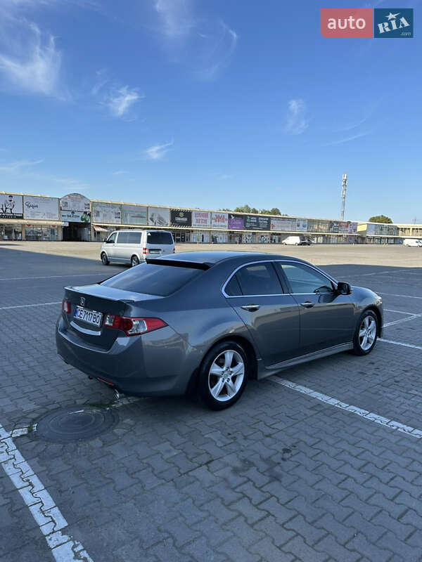 Седан Honda Accord 2008 в Чернівцях