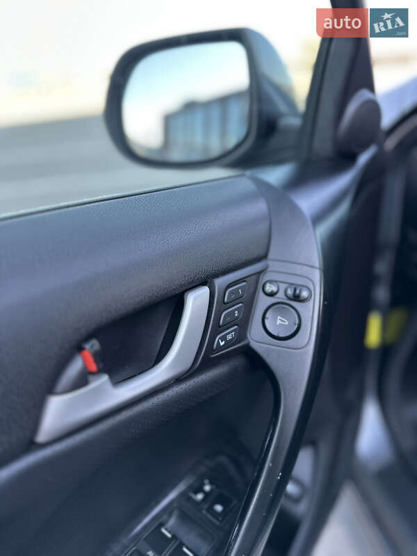 Седан Honda Accord 2008 в Чернівцях