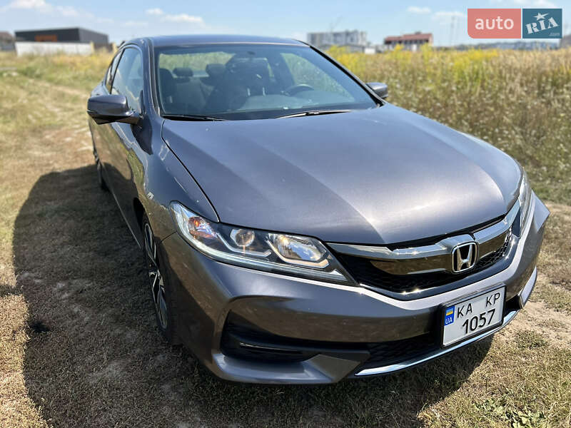 Купе Honda Accord 2017 в Киеве