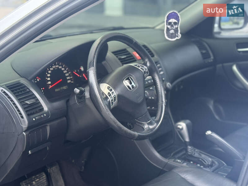 Седан Honda Accord 2006 в Хмельницькому