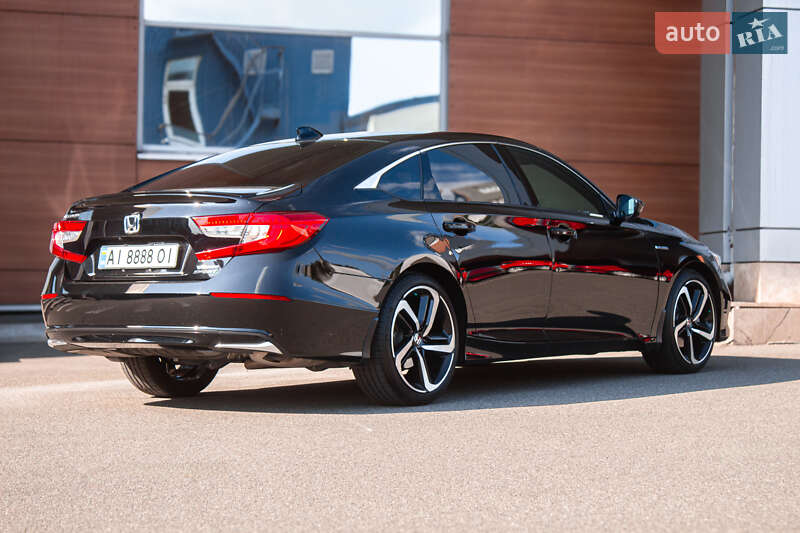 Седан Honda Accord 2022 в Киеве