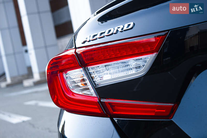Седан Honda Accord 2022 в Киеве