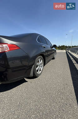 Седан Honda Accord 2012 в 