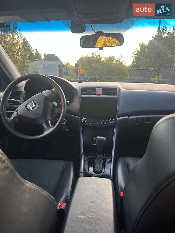 Седан Honda Accord 2004 в Люботині