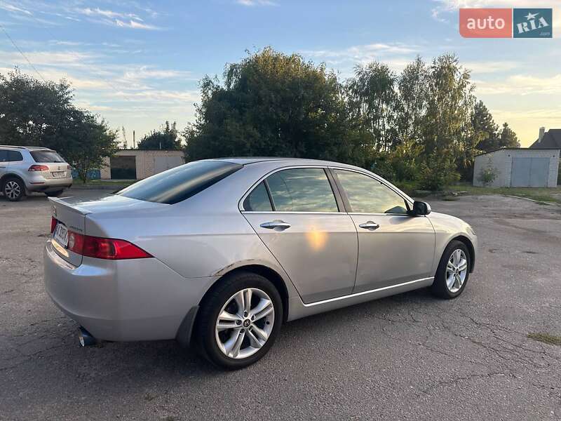 Седан Honda Accord 2004 в Люботині