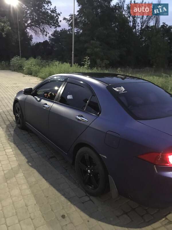 Седан Honda Accord 2005 в Першотравенську