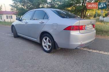 Седан Honda Accord 2004 в 