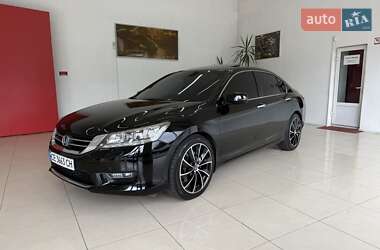 Седан Honda Accord 2013 в Черновцах