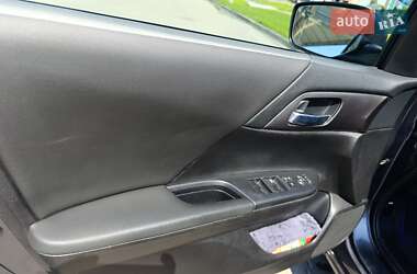 Седан Honda Accord 2014 в 