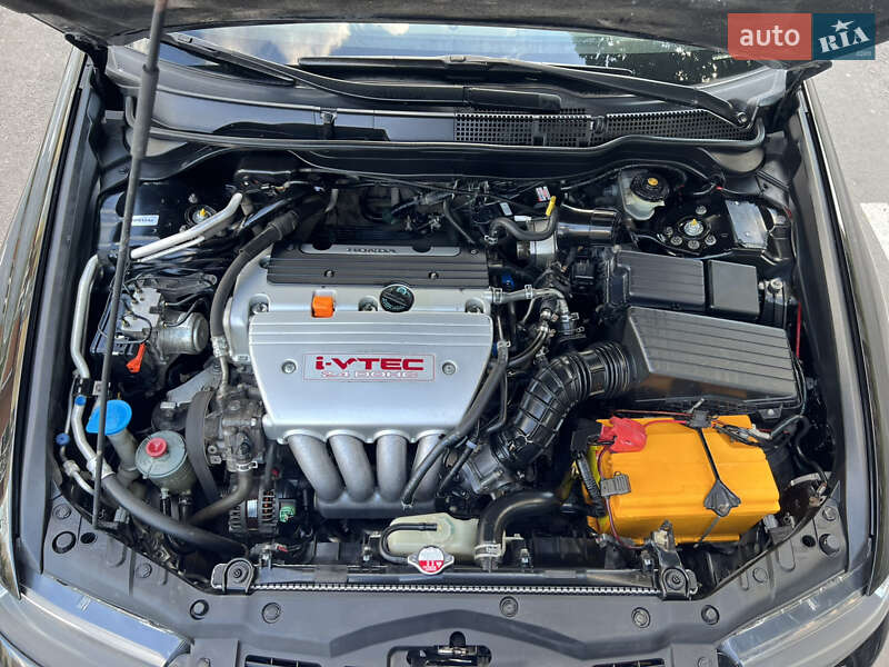 Седан Honda Accord 2006 в Києві