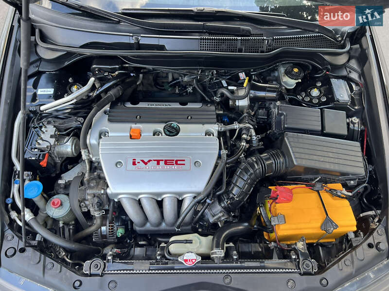 Седан Honda Accord 2006 в Києві