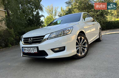 Седан Honda Accord 2013 в Одессе