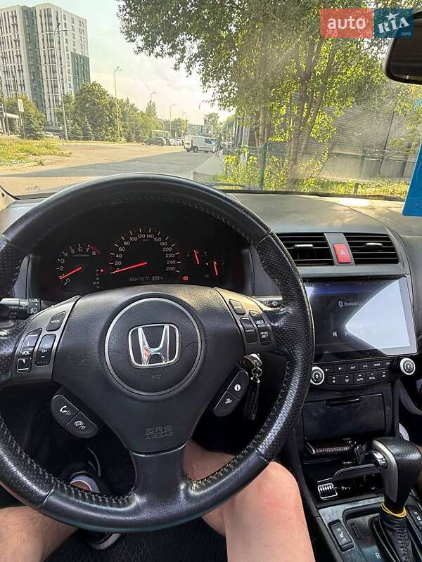 Седан Honda Accord 2004 в Дніпрі