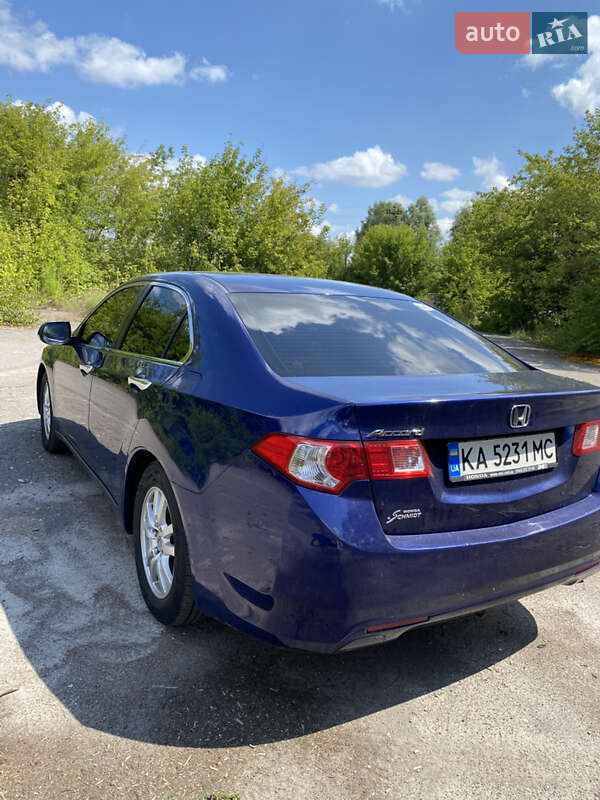 Седан Honda Accord 2008 в Києві