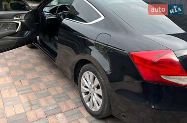 Купе Honda Accord 2012 в 