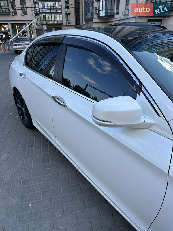 Седан Honda Accord 2013 в Дніпрі