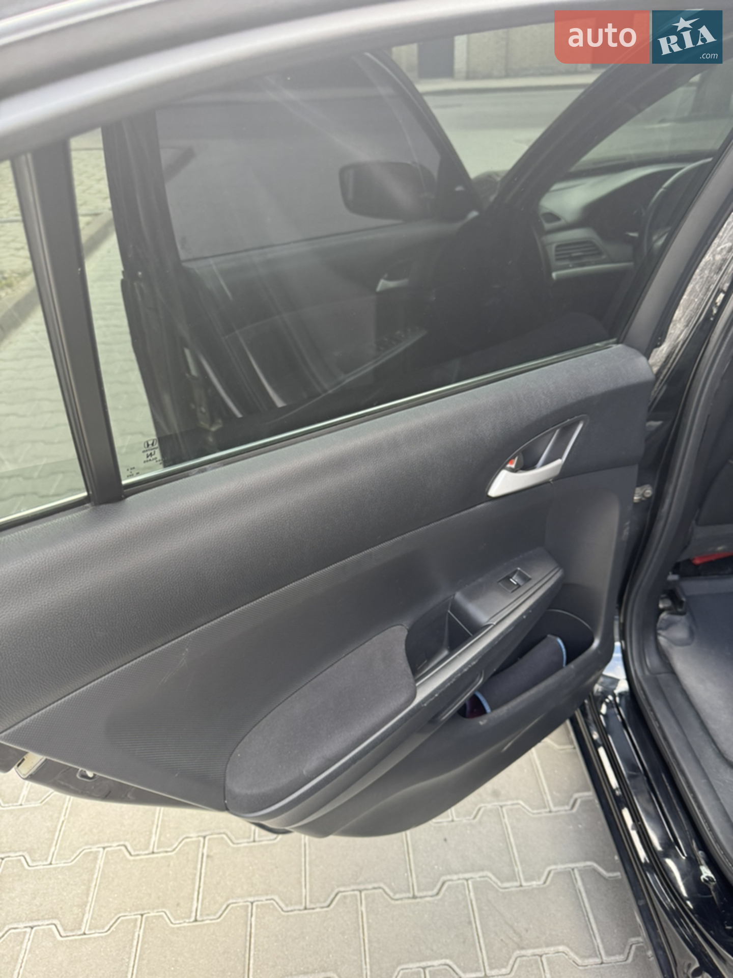 2011 Honda Accord - мініатюра 11