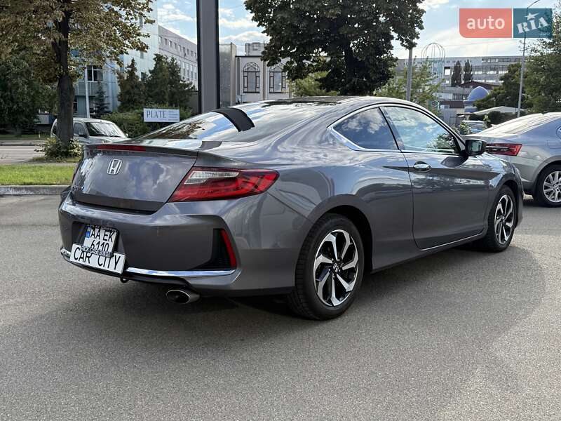 Купе Honda Accord 2016 в Києві