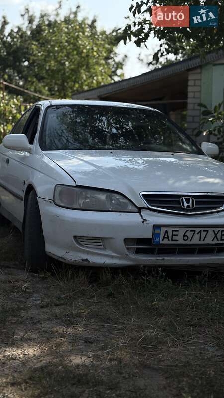 Седан Honda Accord 2002 в Дніпрі