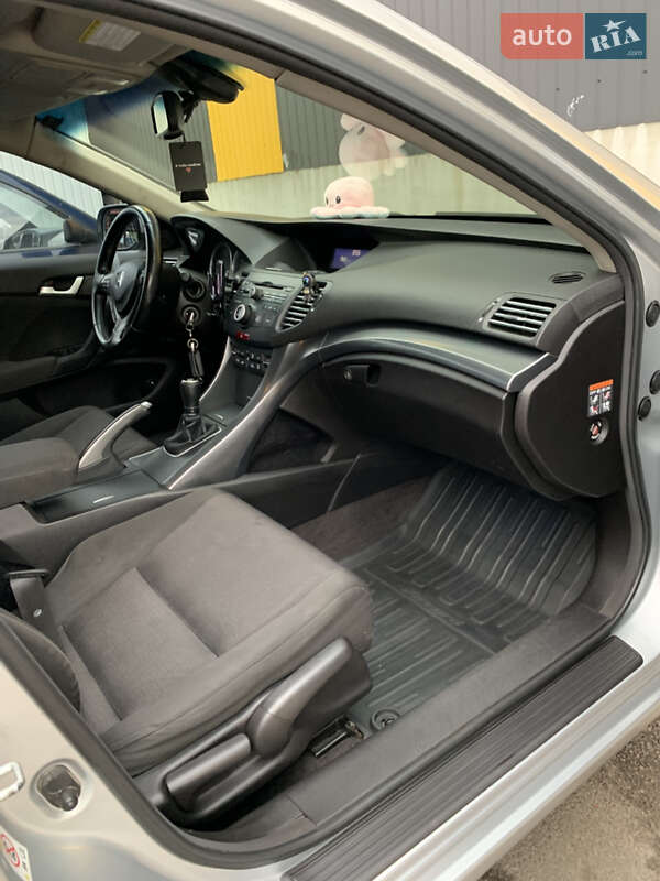 Седан Honda Accord 2012 в Ніжині