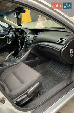 Седан Honda Accord 2012 в 