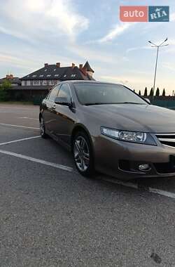 Седан Honda Accord 2008 в 
