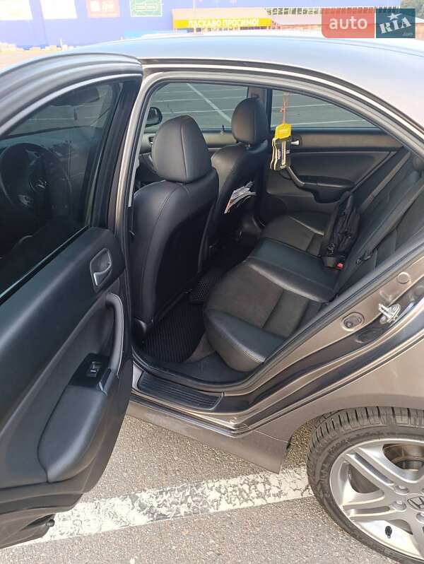 Седан Honda Accord 2008 в Львове