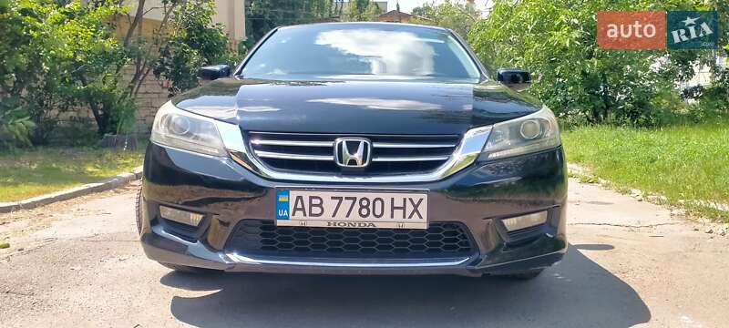 Седан Honda Accord 2015 в Виннице