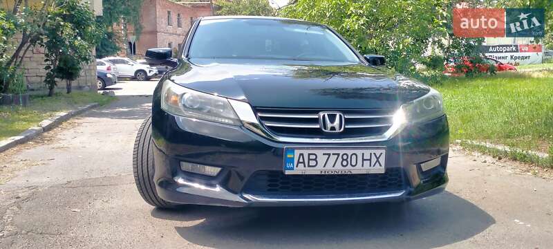 Седан Honda Accord 2015 в Виннице