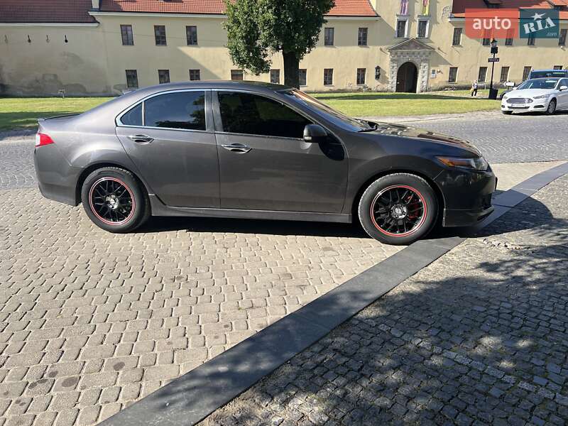 Седан Honda Accord 2008 в Жовкве