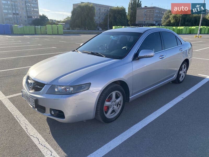 Седан Honda Accord 2004 в Кам'янець-Подільському