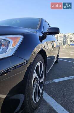 Седан Honda Accord 2017 в Киеве