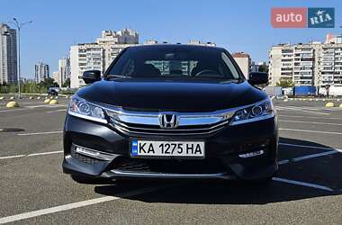 Седан Honda Accord 2017 в Киеве