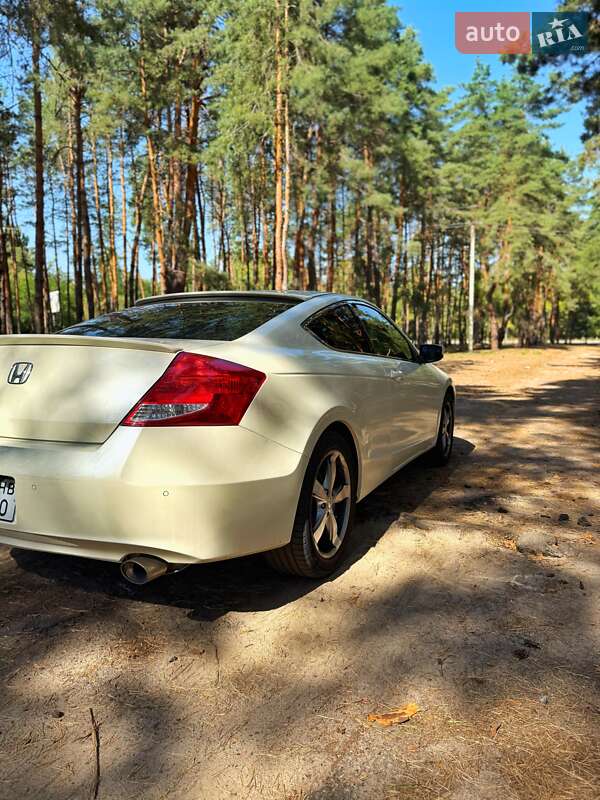 Купе Honda Accord 2012 в Кропивницком