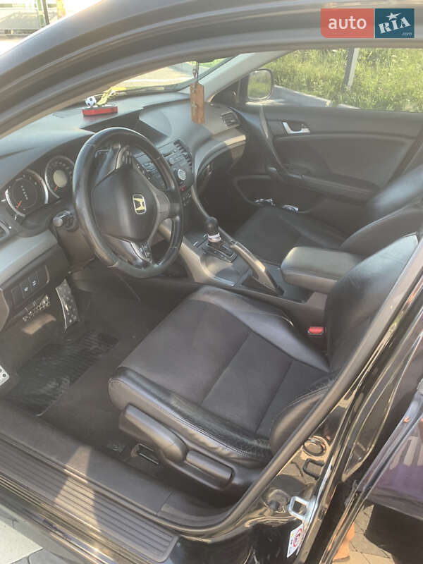 Седан Honda Accord 2008 в Львове