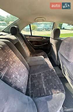 Седан Honda Accord 1999 в 
