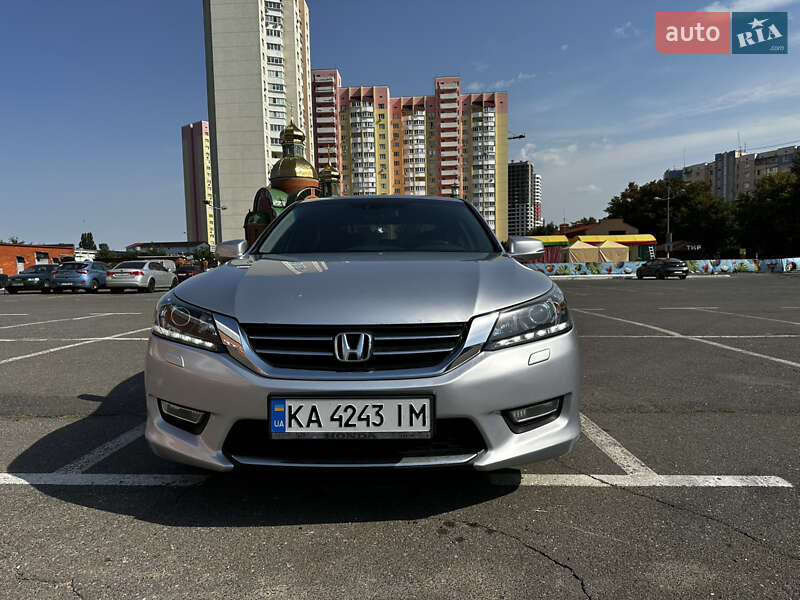 Седан Honda Accord 2013 в Броварах